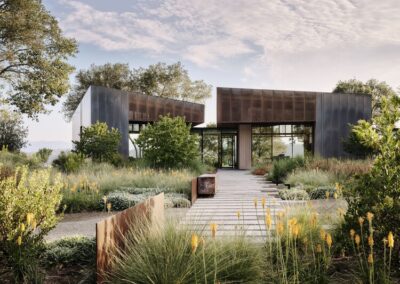 "Madrone Ridge / Field Architecture" 11 Sep 2023. ArchDaily.